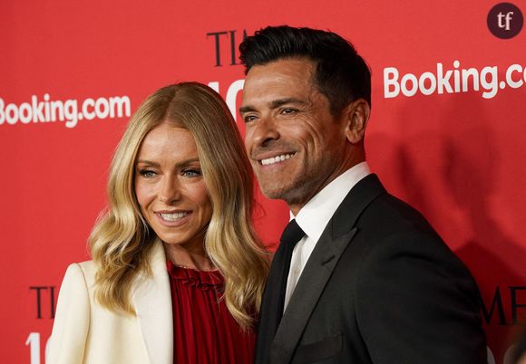 Kelly Ripa a fait des révélations pour le moins surprenantes sur les préférences de son mari, Mark Consuelos, en matière de sexe. Dans le dernier épisode du podcast Not Skinny But Not Fat, l'animatrice de Live with Kelly and Mark s'est laissée aller à quelques confidences intimes. "Je ne sais pas ce qu'il en est pour vous dans votre mariage, mais je vais y aller personnellement. Êtes-vous du soir ou du matin ?" a-t-elle demandé à la présentatrice Amanda Hirsch.