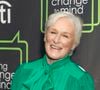 Glenn Close est une légende ! On la connaît pour ses rôles de femmes fortes voire redoutables, et pour ses liaisons (à l'écran) très sulfureuses (si ce n'est dangereuses, clin d'oeil à ceux qui savent). Cette actrice culte des années 80 se met à nu....