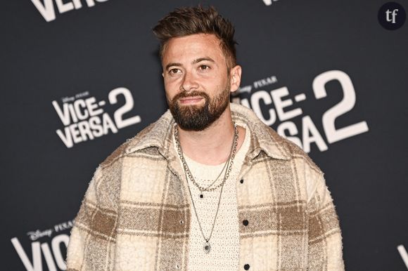 “Folles, hystériques et débiles” : Nino Arial craque (complètement) et insulte les féministes "frustrées"