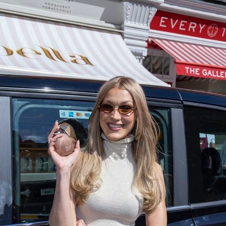 "C'est super malsain", "que des os" : Bella Hadid jugée trop maigre, sa dernière apparition choque et inquiète