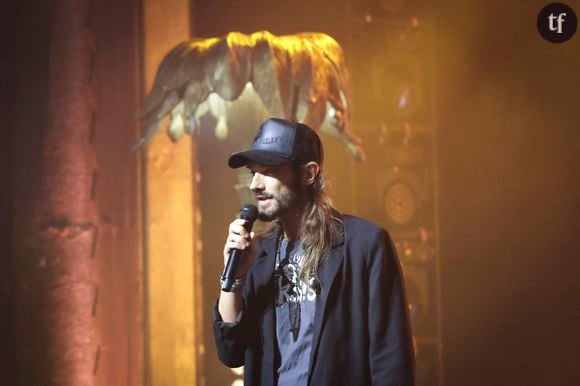 Connu pour ses prises de position écologistes, le très populaire groupe de rock français Shaka Ponk affirmait il y a quelques années son soutien envers Bertrand Cantat. Marie Trintignant a été assassinée par le chanteur Bertrand Cantat en 2003 dans une chambre d'hôtel de Vilnius.