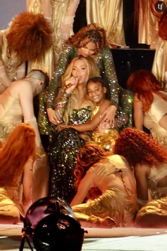 Les filles de Beyoncé et Jay-Z sont apparues sur scène lors de la chanson "Protector". Un titre dans lequel Queen B déclare son amour à ses enfants.