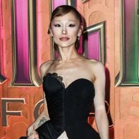 “C’est dangereux” : Ariana Grande dénonce les critiques sur son apparence et déclenche la colère des internautes