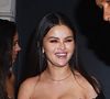 "Rase-toi la moustache !" : Selena Gomez critiquée pour ses poils, car les haters n'ont jamais vu le corps d'une femme (et pensent que l'épilation est naturelle)