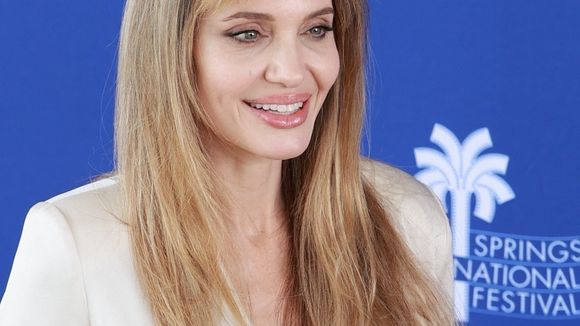 "Le viol est une arme de guerre, chaque heure, 48 femmes sont violées au Congo", dénonce Angelina Jolie dans une prise de parole forte