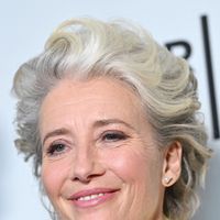 "Etre une femme c'est être conditionnée à détester son corps, on nous lave le cerveau !", dénonce cette grande actrice british