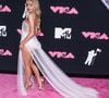 Pour Sabrina Carpenter, porter de la lingerie permet d'affirmer sa sexualité ! C'est une façon de rétorquer au "slut shaming" misogyne dont elle est victime sur les réseaux.