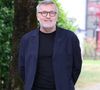 "Pendant longtemps, j’ai imaginé que si je préférais coucher avec des garçons, c’est parce que je n’avais pas de succès auprès des filles", témoigne non sans humour Laurent Ruquier.