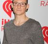 Cela fait sept ans déjà que Chester Bennington, le charismatique chanteur et leader du groupe de rock Linkin Park, a mis fin à ses jours. Une nouvelle sans cesse commémorée par ses fidèles fans. Mais aujourd'hui, un nouveau chapitre s'ouvre...