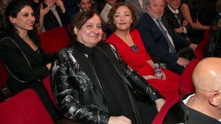 Théâtre : on a vu "Lorsque l'enfant paraît" à Marigny, satire délectable de la maternité menée par un savoureux couple Michel Fau/Catherine Frot