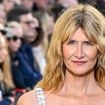 "Il n'est jamais trop tard" : Laura Dern, sidérante égérie de David Lynch, fait son tout premier défilé fashion à 58 ans, et on applaudit
