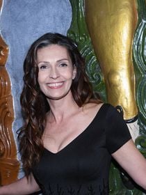 Une toute nouvelle vie à 54 ans : cette star française d'une série culte partage une "grande exclu" sur ses amours
