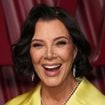 "Incroyable !", "Comment c'est possible ?" : Kris Jenner méconnaissable à 70 ans, elle choque Internet avec son nouveau visage