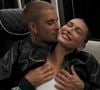 "Pourquoi il a la main dans son pantalon ?" : Justin et Hailey Bieber suscitent la controverse avec ces photos de couple