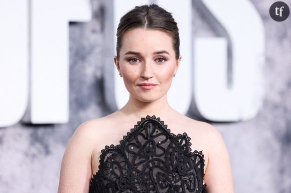 Depuis la sortie de la saison 2 de la série, Abby suscite à nouveau le débat, et c'est l'actrice Kaitlyn Dever qui en pâtit.