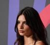 Sur Tiktok, la mannequin et actrice américaine Emily Ratajkowski n'a pas hésité à tacler une consoeur superstar : Katy Perry. Laquelle en compagnie d'un équipage entièrement féminin a ce 14 avril décollé dans l'ouest du Texas, à environ 100 kilomètres d’altitude, à bord d'une fusée, 11 minutes minutes seulement, assurant à ses fans qu'il ne s'agit pas simplement là d'un caprice de milliardaire... Mais d'une initiative "empouvoirante".