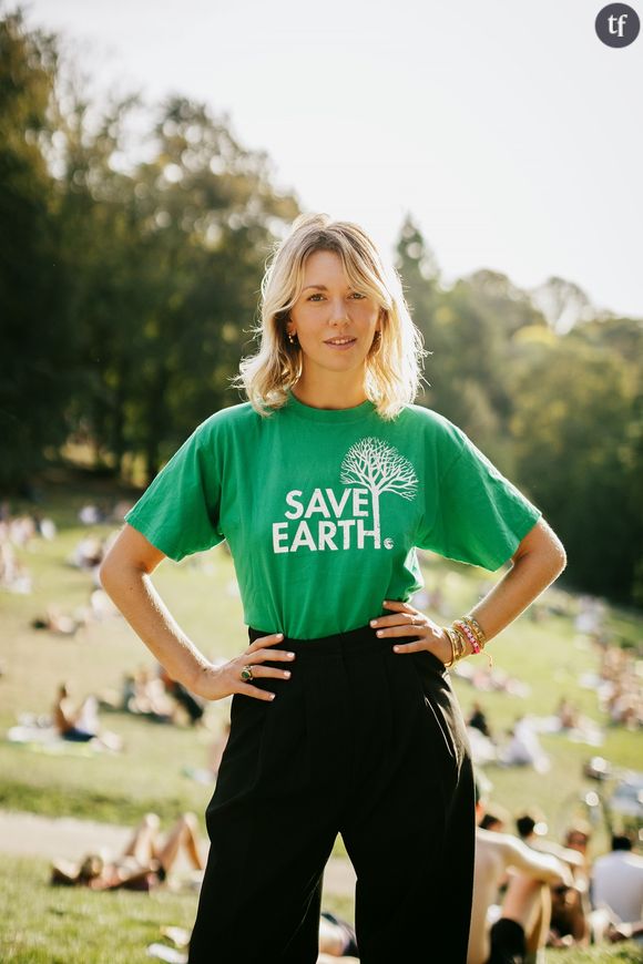 La société fait culpabiliser les femmes solos, dénonce Lauren Bastide dans son dernier ouvrage à retrouver en librairies dès aujourd'hui. Et c'est encore sur les ondes de France Culture que l'artiste s'exprime, déchaînant un flot de commentaires sexistes.