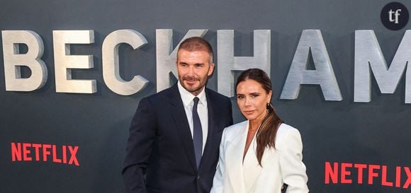 Au cours de son entretien pour le média britannique, Victoria Beckham révèle d’ailleurs avoir mangé la même chose pendant 25 ans !

“C’est à cause de ma peau que je suis devenue très prudente quant à ce que je mangeais”, confie la femme d’affaires. Ainsi, elle a entamé un régime ultra-strict, après des recommandations de la part d’un médecin, sans viande, ni blé et principalement à base de saumon. Ce n’est d’ailleurs pas la première fois qu’elle parle de ses habitudes alimentaires.