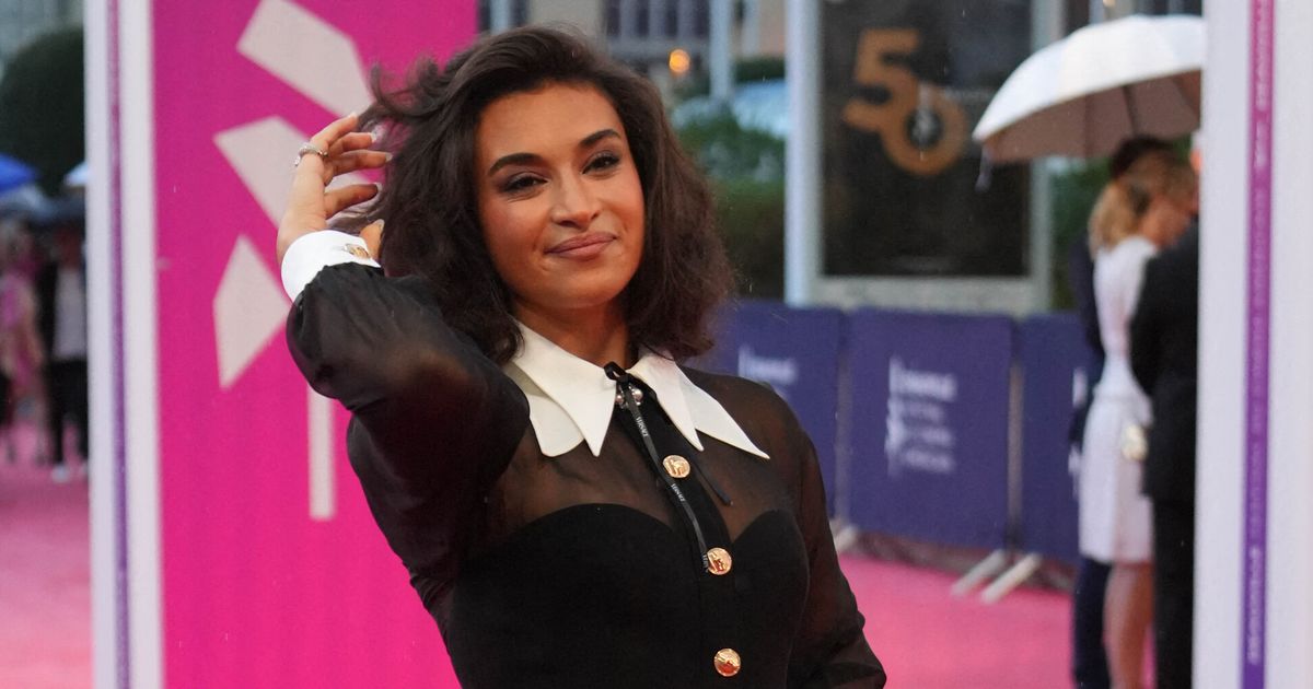 "C'est immonde !" : Camélia Jordana horrifie Internet avec son nouveau look