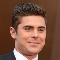 "Trop sexy" : Zac Efron en couple avec cette actrice culte des années 2010 ? Les fans sont sidérés par ces images des stars en maillot de bain et bikini