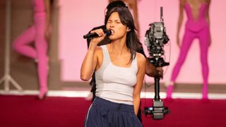 "Lynchée par des misogynes" : cette chanteuse brillante de 27 ans célébrée par la Star Ac est harcelée et sexualisée en permanence, une star dénonce ce qu'elle subit au quotidien