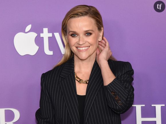 Reese Witherspoon est amoureuse comme jamais. En tout cas, c'est l'impression que l'éternelle Ellie Woods donne sur ces photos exceptionnelles de vacances où elle flamboie, en maillot, entre deux vagues, sur la Côte d'Azur. Eloge des panoramas hexagonaux et grandes passions sentimentales s'enlacent sur ces clichés inédits où l'actrice apparaît... Dans les bras d'Oliver Haarmann, son nouveau compagnon.