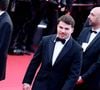 Les internautes s'acharnent sur Iris Mittenaere. L'ancienne Miss France n'échappe pas aux remarques sexistes de ceux qui estiment qu'elle "enchaîne" les relations amoureuses ou la jugent "trop superficielle". "Un mec de plus sur sa liste", commente une internaute sous la publication de Paris Match. "Franchement elle les collectionne", souffle une autre. "La croqueuse d’hommes qui se prend pour le nombril de l’univers et qui incarne la superficialité à l’extrême avec un homme qui incarne exactement des valeurs opposées !", "Un essai de plus, la collectionneuse," lit-on encore.
Certains relèvent le double-standard sexiste qui culpabilise la jeune femme en raison de son nombre d'ex-partenaires. "Est-ce que vous reprocheriez ça à un homme ?", interroge une femme. "Toujours des critiques quand une femme est amoureuse ou a beaucoup d'aventures" !! Mais quand c'est un homme, aucun commentaire malveillant", déplore une autre.