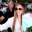 "Elle a besoin d'attention" : Jennifer Lopez perd sa jupe et se retrouve en culotte en plein concert... Pour le plus grand bonheur des haters