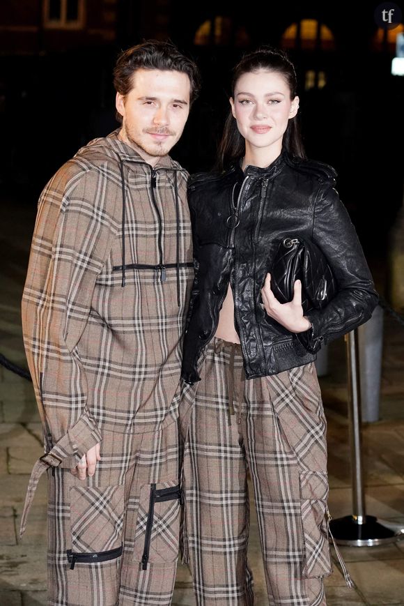 Les rumeurs courent ces derniers mois : Brooklyn Beckham et Nicola Peltz seraient en froid avec Victoria et David Beckham.