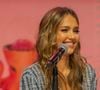Jessica Alba, 44 ans, s'affiche en bikini string sexy avec son copain de 10 ans de moins... Et ça fait réagir Internet !