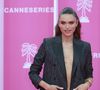 "Mes seins sont portés disparus", ironise cette Miss France critiquée pour "sa poitrine trop petite" dans ce post réjouissant