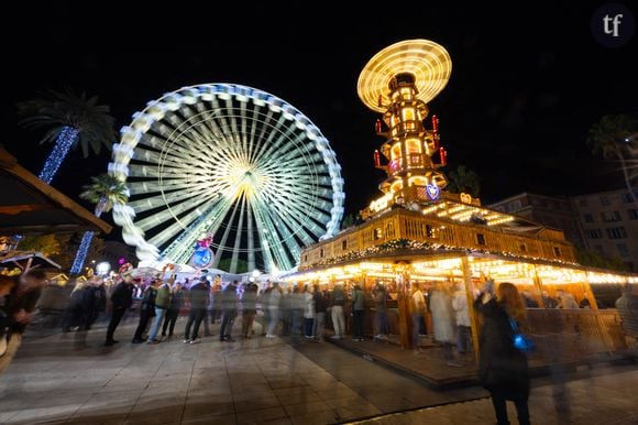 Une pépite sexiste dénichée au marché de Noël de la ville de Nice, dans les Alpes Maritimes. Lors du weekend du 7 décembre, une attraction a particulièrement suscité la polémique, avant d'être retirée des stands.