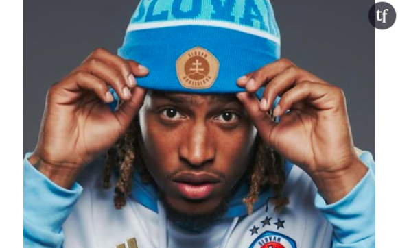 "Il mérite une seconde chance" : Condamné pour violences conjugales, ce footballeur intègre l'équipe de foot nationale, et ça scandalise