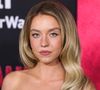 Sydney Sweeney pourrait succéder à Ana de Armas, Halle Berry ou encore Eva Green dans la peau d'une James Bond Girl, ces icônes hyper glam qui côtoient l'agent 007. Une rumeur ou une vraie info ? En tout cas, cela ne part pas de rien...