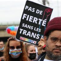 Les politiciens anti-transgenres ont plus de risques de perdre une élection, affirme une enquête (désolé, J.K Rowling)