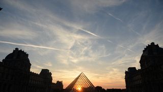 10 000 ans d’histoire : pourquoi foncer au Louvre voir l'exceptionnelle expo sur la beauté de L'Oréal