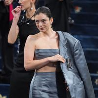 "Ovuler c'est la meilleure sensation au monde" : cette popstar très controversée est accusée d'être anti contraception et pro Trump