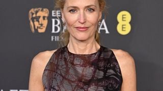 Ce sex symbol des années 90 assume sa cinquantaine “libérée” : un discours empouvoirant et audacieux