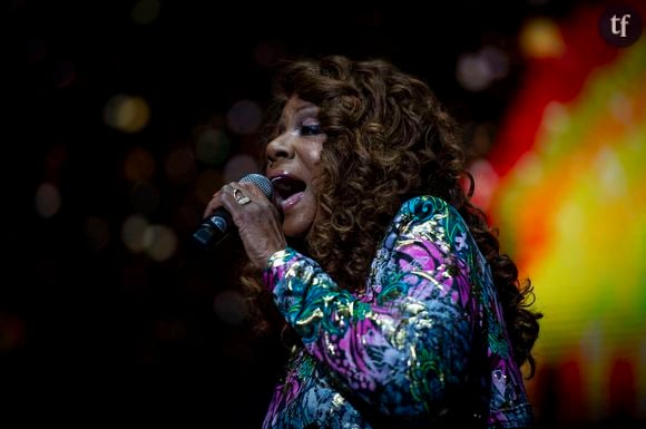 Et cela a engendré une fatigue phénoménale. A un niveau tel que la mythique interprète de I Will Survive, chant de la liberté s'il en est, en a égaré tout amour propre. Oui, alors que la gloire était venue auréoler sa trajectoire artistique. Ce qu'énonce l'artiste, c'est la sensation d'être tout à fait chosifiée. Gaynor décide de lever la voix, une nouvelle fois.