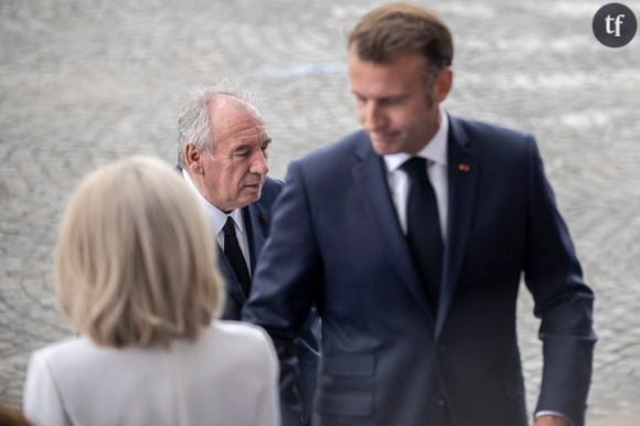 “C’est bien un homme !” : Victime de harcèlement transphobe, Brigitte Macron porte plainte avec Emmanuel Macron mais la haine et les fake news perdurent en ligne