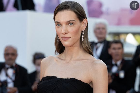 Charlotte Cardin assiste au tapis rouge de The Mastermind lors du 78ème Festival de Cannes au Palais des Festivals le 23 mai 2025 à Cannes, France.Photo by David NIVIERE/ABACAPRESS.COM