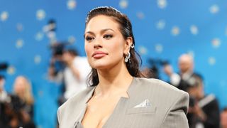 "Décomplexée et sublime" : cette mannequin iconique assume ses formes sur ces photos et prône un message body positive face au règne de l'ultra maigreur