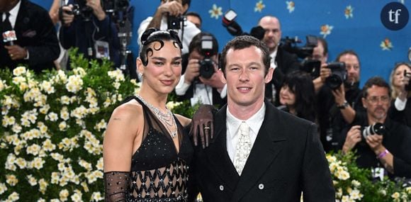 Sans compter que l'année 2025 de Dua Lipa a également été marquée par ses fiançailles avec l'acteur britannique Callum Turner, en juin dernier. Pour ce qui est de la suite professionnelle, l'interprète de "Houdini" n'a encore rien annoncé mais son post de fin de tournée précisait qu'elle allait avoir "besoin d'une seconde" pour digérer tout ce qui vient de se passer.