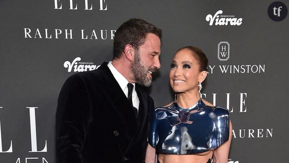 Ben Affleck et Jennifer Garner : un modèle de coparentalité ?

Le 26 avril 2024, Jennifer Lopez et Ben Affleck se séparaient après près de deux ans de mariage. L'acteur a su trouver du réconfort auprès de ses trois enfants : Violet, Fin et Samuel, mais aussi de son ex-épouse, Jennifer Garner, dont il est séparé depuis 2015 et divorcé depuis 2017. Malgré la fin de leur idylle, les deux exs sont restés en très bons termes pour leurs enfants. À tel point que des rumeurs de retour de flammes entre la star de 30 ans sinon rien et l’interprète de Batman n’ont cessé de se multiplier ces derniers mois.