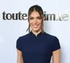 Le 11 juin, le Youtubeur Aqababe a publié plusieurs images d'Iris Mittenaere prouvant, selon lui, son infidélité envers son ex-compagnon Diego El Glaoui.