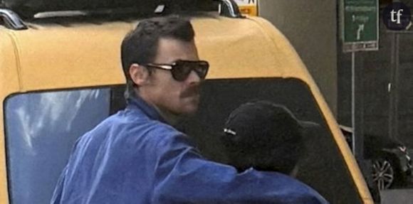 "Ils échangent et partagent ?" : Austin Butler avec Emily Ratajkowski, l'ex de Harry Styles (en couple avec Zoë Kravitz) ? La photo choque Internet #CarréAmoureux