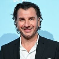 "Il lui touche l'entrejambe" : quand Michael Youn mimait une agression sexuelle sur scène avec une spectatrice "pour faire rire", un condensé de culture du viol hallucinant