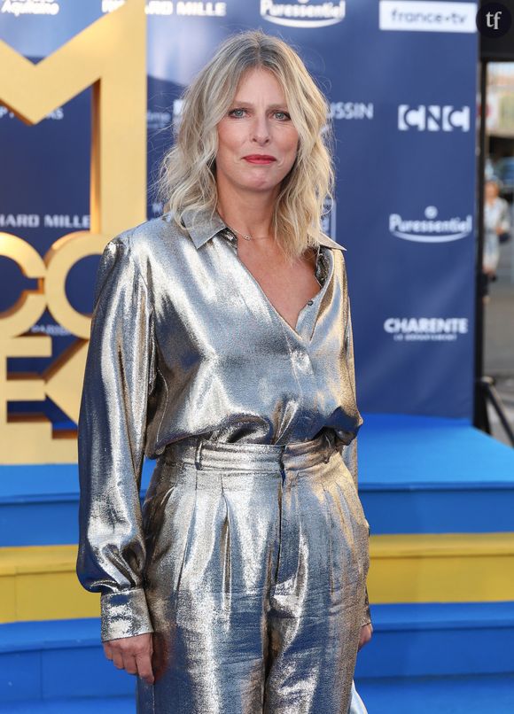 Cette grande actrice française envoie valser l'âgisme, et dénonce en direct à la télévision l'équation rétrograde qui demeure entre désir et comédiennes... Imposé par les metteurs en scène dans le monde encore très male gaze du septième art.