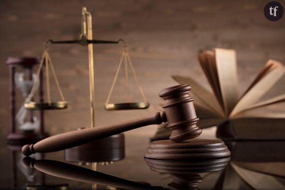 "Et elle ADORE manger (c’est clairement la première chose à laquelle elle pense). Elle comprend non. Je ne sais pas si elle reconnaît le mot mais elle comprend l’intonation négative avec laquelle je le dis. Non c’est non. Si même mon chat comprend, pourquoi certain hommes affirment que ce n’était pas clair ?", détaille encore la créatrice de contenus sur ses réseaux sociaux, sous la vidéo concernée.