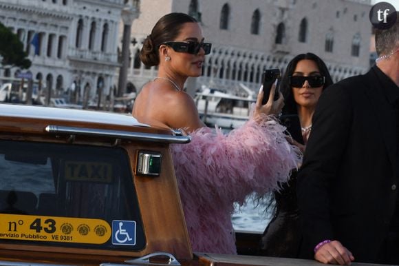 « Des animaux morts ? »,« L’argent n’achète pas la classe » : Khloé Kardashian affiche son look sexy de Noël… Et crée la polémique.